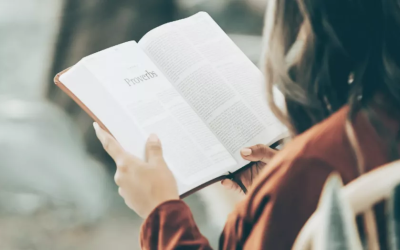 14 Tips Inspirasional Supaya Suka Baca Buku